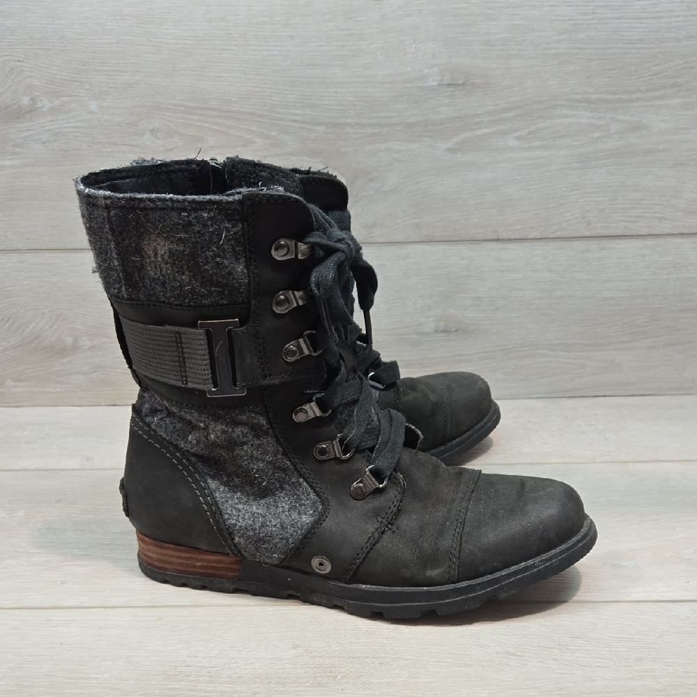 Sorel Women Combat Moto Boots  Distressed Leather Wedge Shoes Sz 7.5